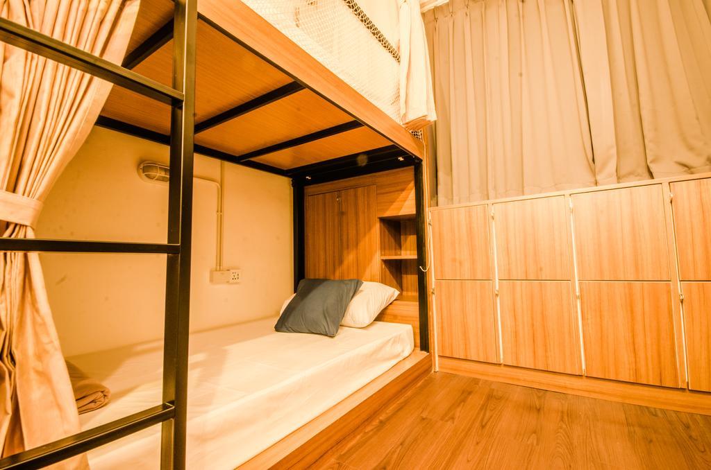 Pier 49 Hostel Bangkok Eksteriør billede