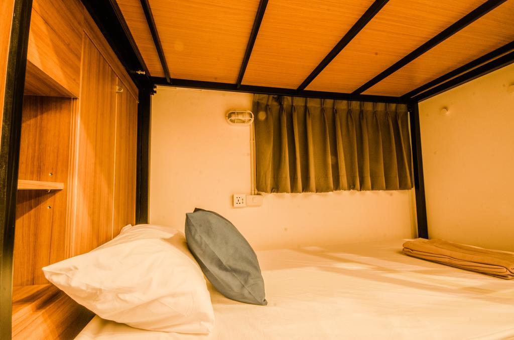Pier 49 Hostel Bangkok Eksteriør billede