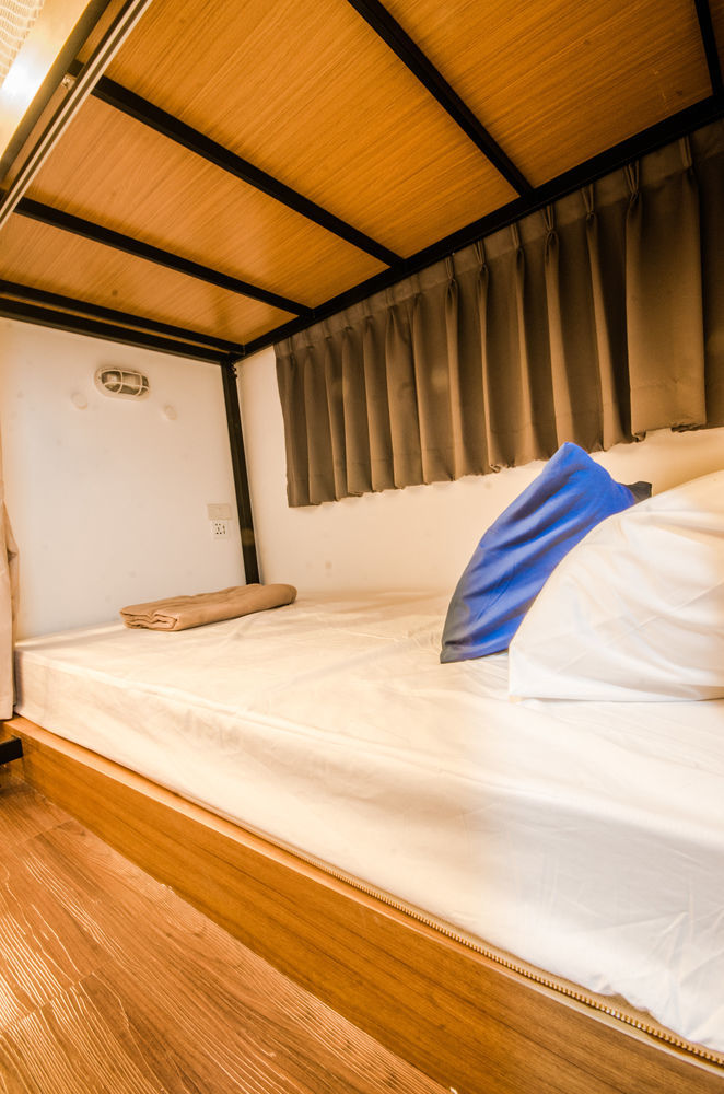 Pier 49 Hostel Bangkok Eksteriør billede