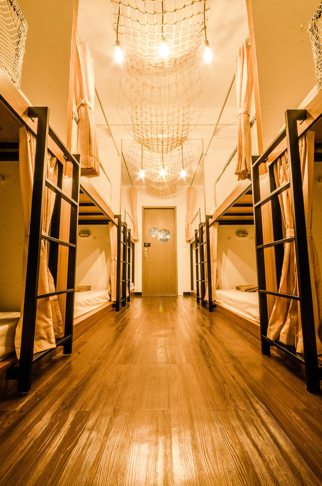 Pier 49 Hostel Bangkok Eksteriør billede