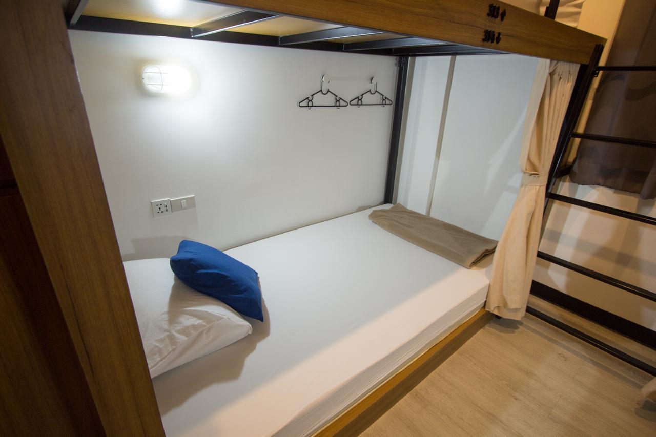 Pier 49 Hostel Bangkok Eksteriør billede